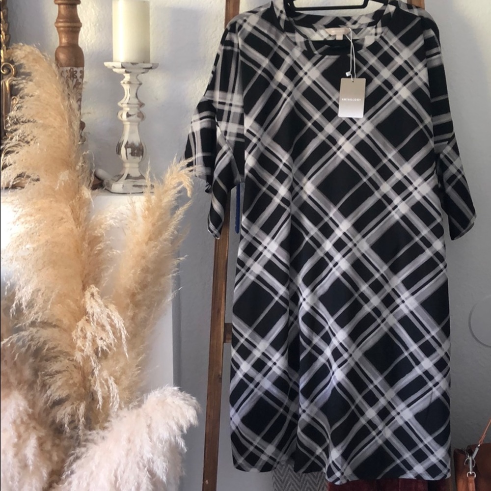 Grid midi dress